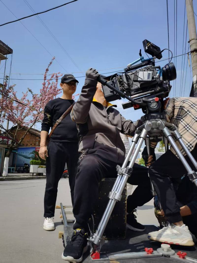 唐河县广告片拍摄：快消品牌爆款之选，网感内容适配社媒传播！